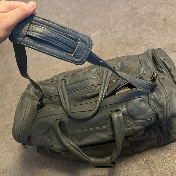 Genuine Leather Gray Patchwork Duffel Bag - Picture 3 of 4